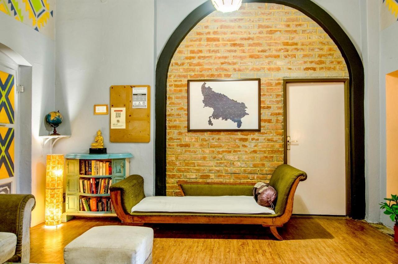 International Travellers' Hostel By Ith Stays Varanasi Esterno foto